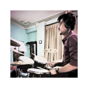 Om  - Online Drumset  teacher 