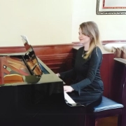 Kateryna - Online Piano Viola  teacher 