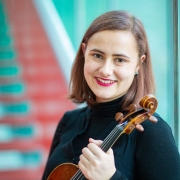 Rae - Online Viola Violin  teacher 