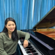 Hiu Fu - Online Piano  teacher 